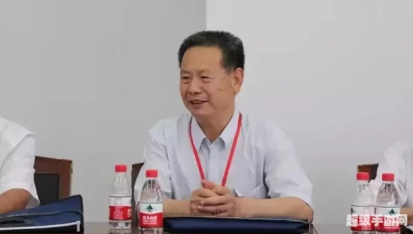 王新年